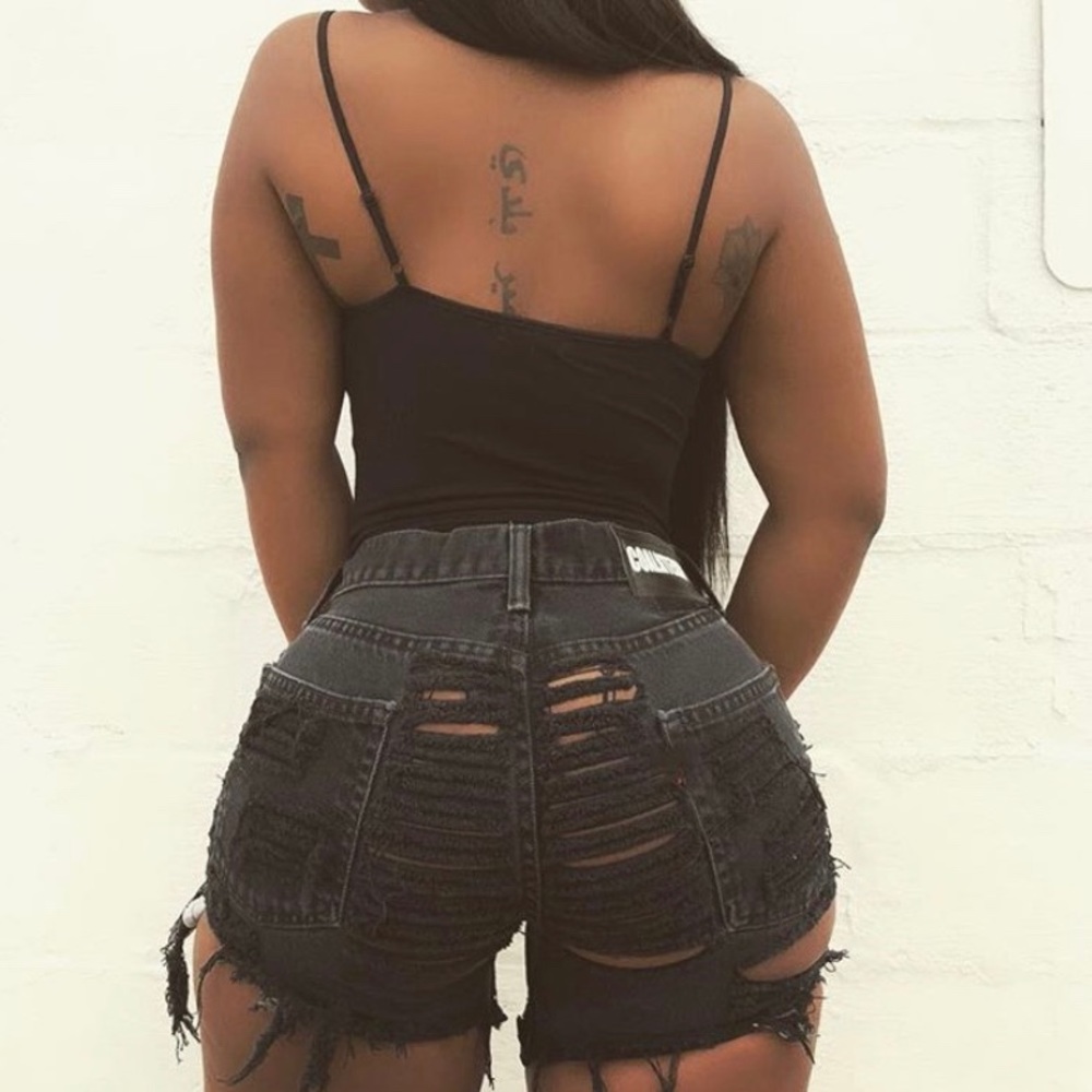 Black Denim Ragged Shorts
